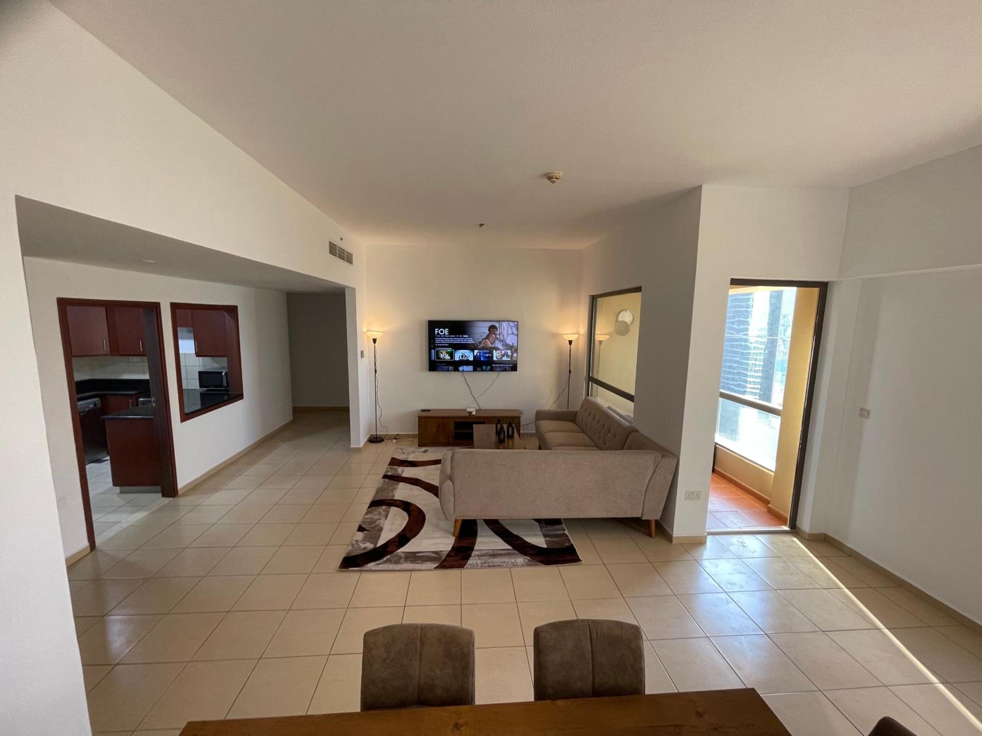 Seaview Beach Hostel Jbr - Walk To Beach - Gym - Pool - Metro Station Dubai Eksteriør billede
